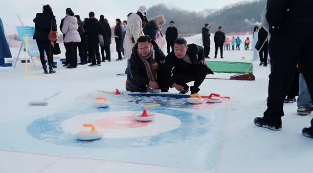 乐享冰雪盛宴·共赴冬日之约 2025汉中市冬季文旅消费季暨冰雪嘉年华盛大启幕