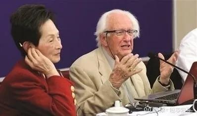 40年前，他预言苏联十年后灭亡，20年后他预言：美国在2025年崩溃