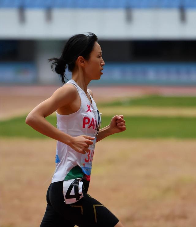 钱再多有什么用？35岁最快女护士的现状，给所有中年女性提了个醒