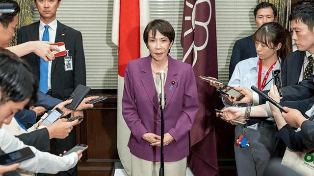 高市早苗当选首相不到3小时，中方没有祝贺，而是送上一句忠告