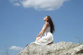 真正的高手，都具有狼性佛心图片