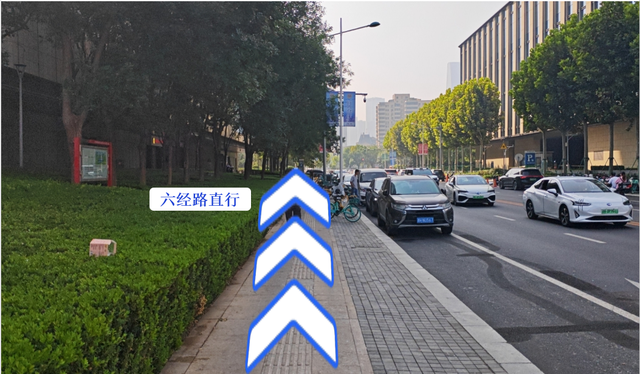 解锁三条灯光秀Citywalk路线，避开“人从众”！