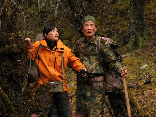 荒野求生挑战赛刷屏！看完之后，谁不想测测户外活几天？