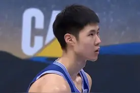 CBA季后赛让父母揪心又幸福的双胞胎图片