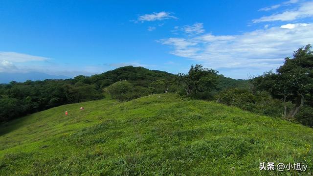 两次本溪南岭徒步记｜高山草甸，湖池松林，我被南岭种草