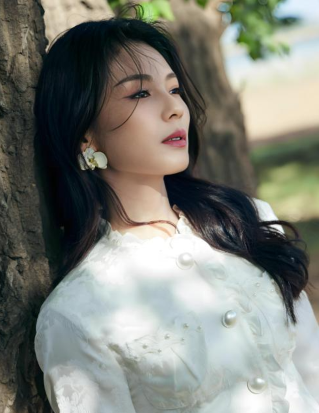 他曾与刘涛同床共枕4年，如今年过六旬依旧未娶，刘涛直言愧疚