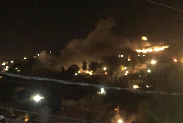 空袭覆盖南部与贝卡谷地：8万人难民营遭袭，停火前夜局势再紧张