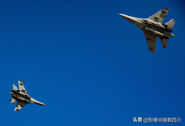 吉林长春：长春航空展上的大国重器