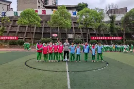 文小“足球小将” 驰骋绿茵场——株洲市荷塘区文化路小学2024年足球联赛图片