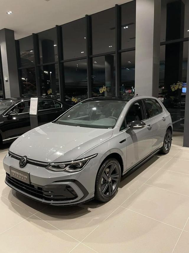 省油又省心！这8款车堪称“油耗克星”，养车成本低到偷笑