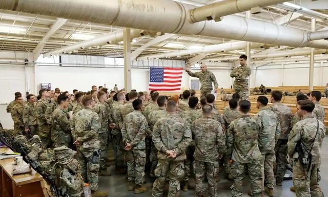 100枚导弹从天而降，美军发起斩首行动	，特朗普下令，俄英法失声