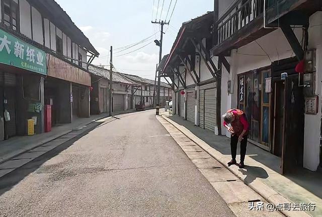 成都被严重低估的古场镇，停留在100年前，地铁公交车直达！