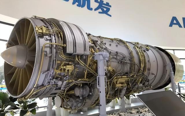 中国发动机要结束“憋屈史”了？不仅打破垄断，还创下世界纪录