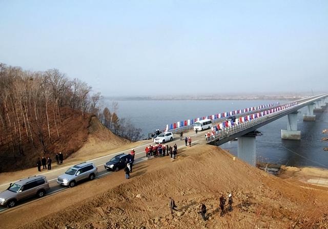 中国要做“最坏”打算！若俄罗斯解体，这700万土地，一定不能丢​