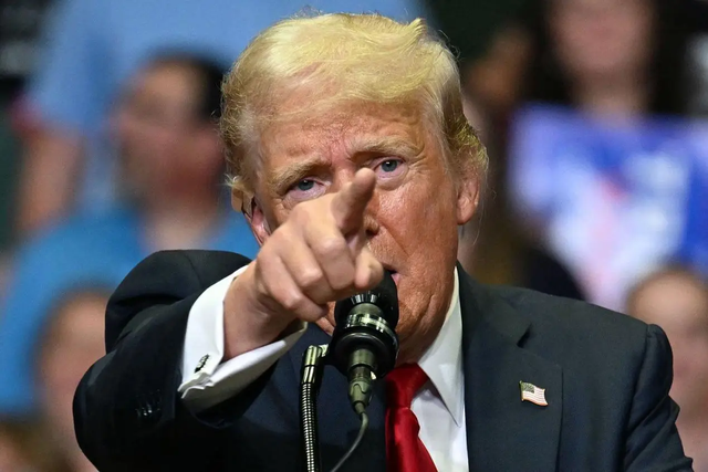 美国内斗升级	，特朗普准备打大仗，牺牲数百万美国人也在所不惜？