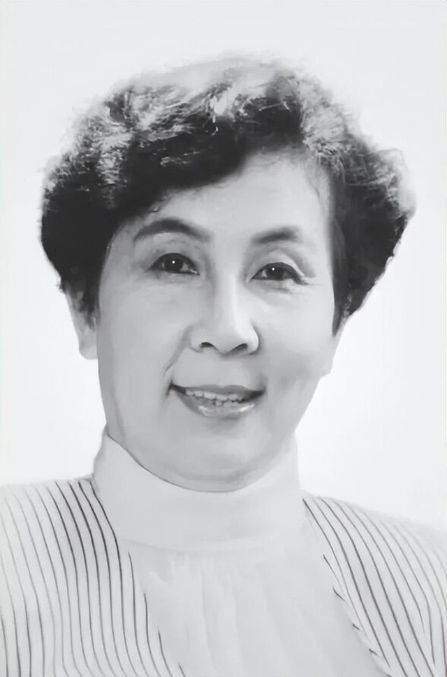 何晴离世仅2天，再传一名人噩耗，任职央视多年，死因令人惋惜