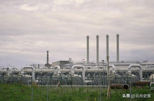 日本话音刚落，又一国介入台海，专机已经离华，要逼中国做3件事