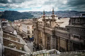 买张机票就能移民的国家，厄瓜多尔宣布对中国暂停免签图片