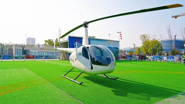 7分钟,“瞰”沱牌!