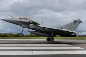 印度或彻底绝望，巴铁下单歼-35？中方会见巴大使，强调了一句话图片