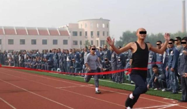 燕城监狱：关押着很多大人物，在里面生活是什么样的呢？