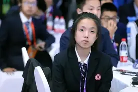 上海15岁高一女孩，解开世界难题，婉拒央视采访：可别让我妈看到图片