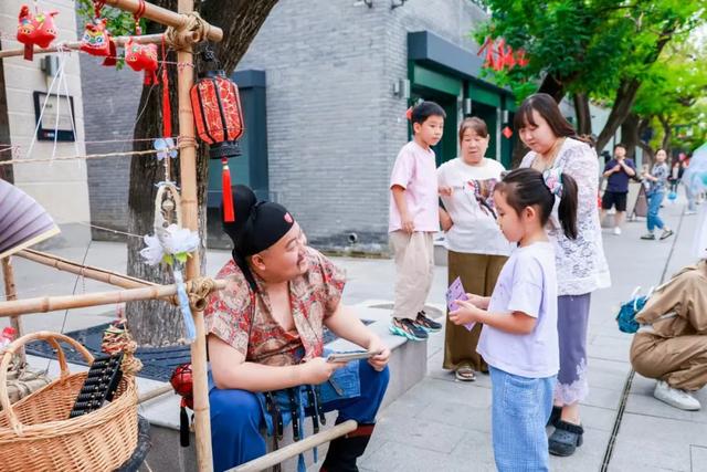 长辛正当红 | 古韵新趣碰撞，解锁街区限定粮票新玩法！