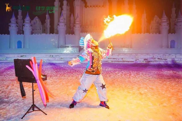 冰雪城堡C位出道！长春粉雪嘉年华开园~解锁冬日浪漫新玩法