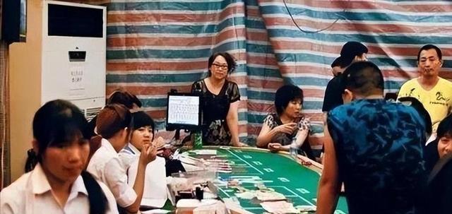 边境赌博有多可怕？女的裸体拍卖，男的生拔指甲，远比想象中可怕