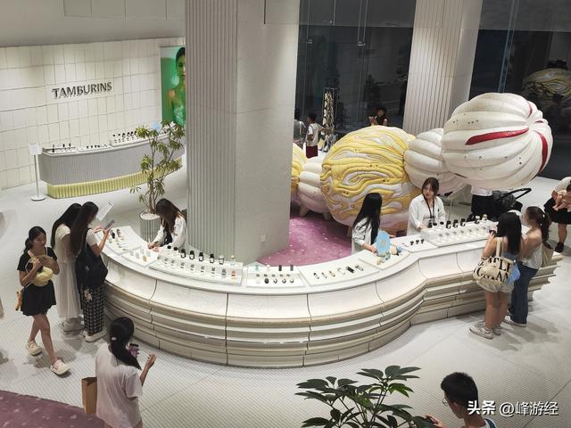 万象天地寻巨人展，感受昆虫王国带来的视觉冲击