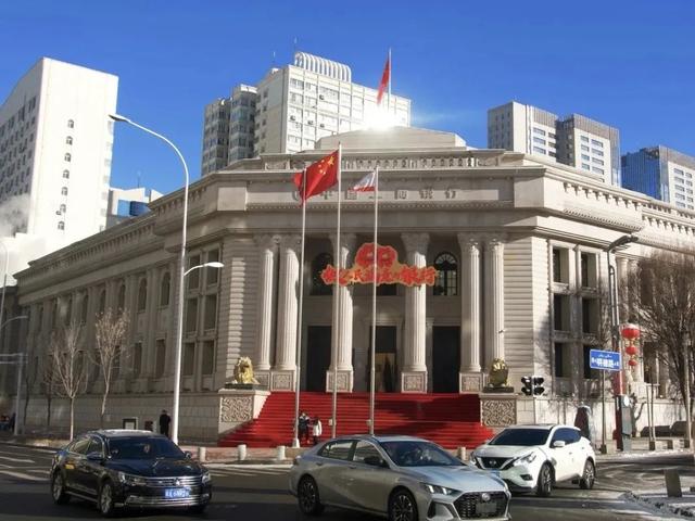城南的“大门”，藏着乌鲁木齐人的青春