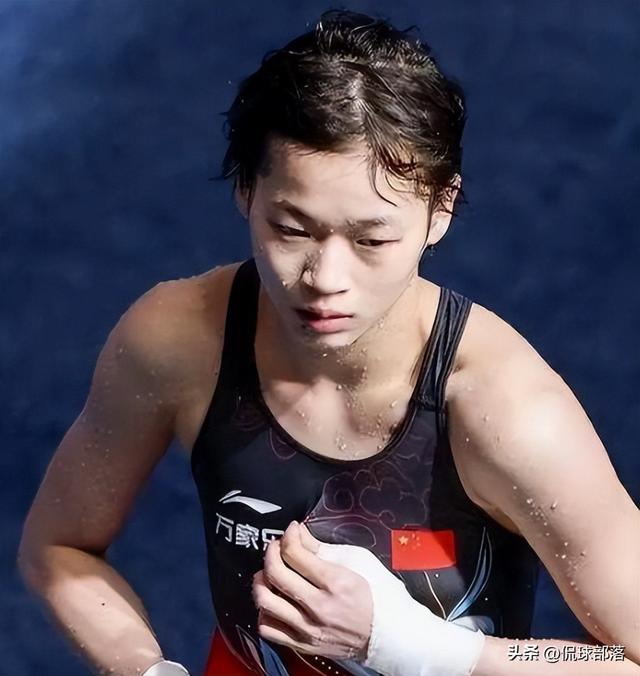 家宅争议刚过	，全红婵就带伤现身新疆雪道，她担心的事还是来了！