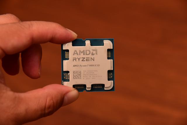 关公战秦琼！哪个游戏强？RX9070GRE和RTX5060TI对比实测！