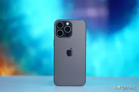 变化最大的“超大杯”！iPhone 15 Pro Max详细评测：依然是直板机皇图片