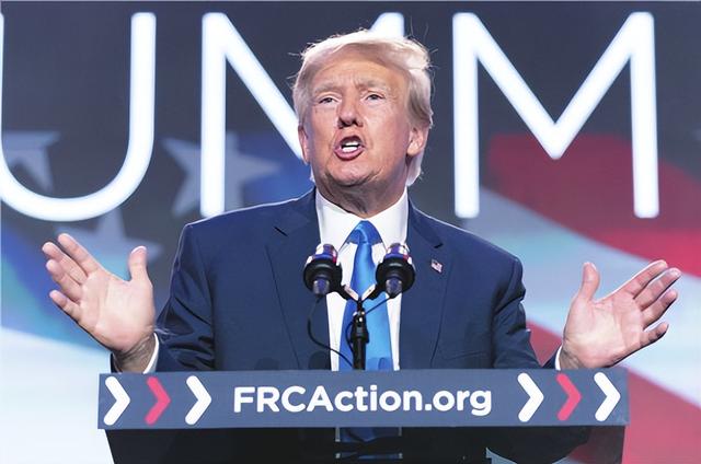 特朗普急了！不得不访华，美国终于承认：中国已是当年的美国