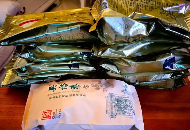 大量日本游客涌入北京，打着旅游幌子不去旅游不吃美食，为啥来？