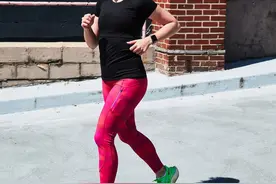 买鞋别乱买，盘点4双平价好鞋，花几百交朋友，都是超高性价比！图片