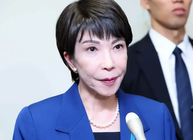 最后关头高市被催着谢罪，日方要废除中国出兵权，辽宁舰逼近琉球