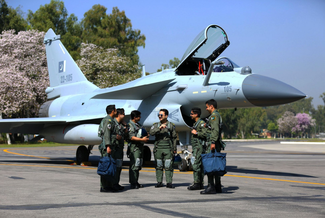 法为何放出阵风演习“击落”F35消息