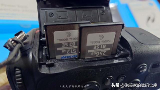 尼康Z8/Z9实测 Nextorage CFBNX-B2SE存储卡 899元你觉得贵吗？