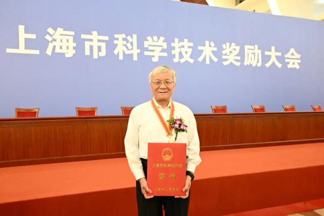 祝贺！同济大学吕西林院士被授予2024年度“上海市科技功臣奖”！