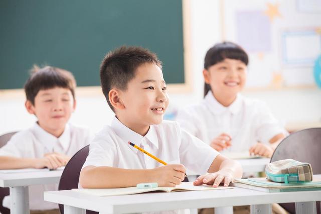 六年级往回看，三四年级真不该让孩子把时间浪费在3个地方