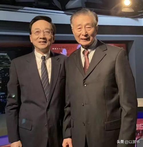 86岁宋世雄现状：定居北京老到认不出，托举儿女成才后却都在国外