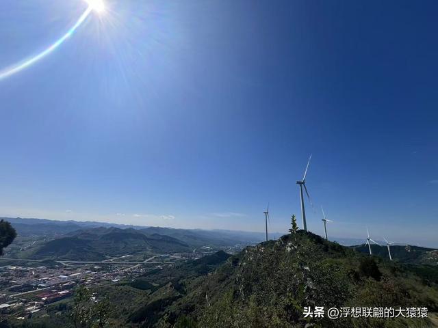 我，终于登上了岳阳山之巅！（博山登山记）