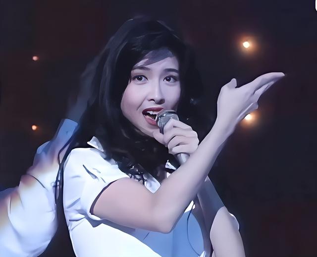 被戴8次绿帽子，3次被捉奸在床，这就是我们“玉女”守卫的爱情