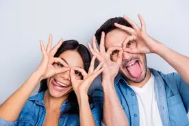 番茄评分 9.8！五本笑出腹肌神作，打工人慎点（会笑到被开除）图片