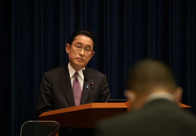 日本计划登岛？岸田给高市献计，中方提前部署，新的博弈开始了