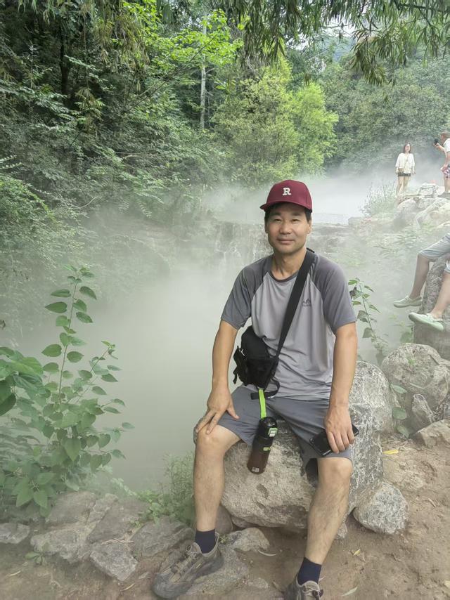 王小民：阿寿，这村、这志、这人