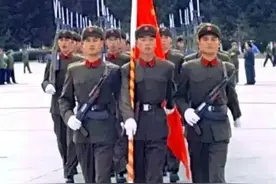 军长的一个司机优越感十足却没有如愿图片