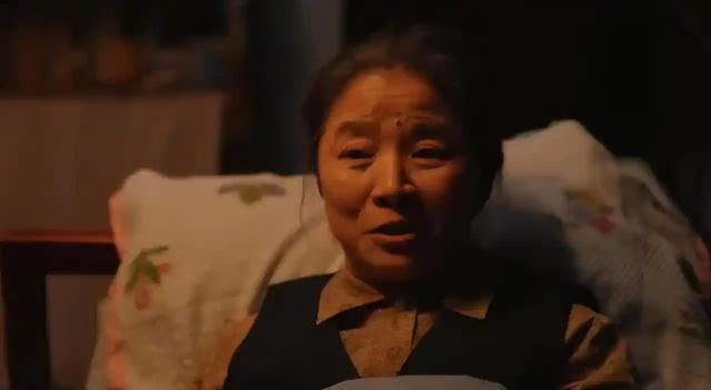 原来他是迟蓬丈夫，难怪66岁能出演《生万物》，有个好丈夫太重要